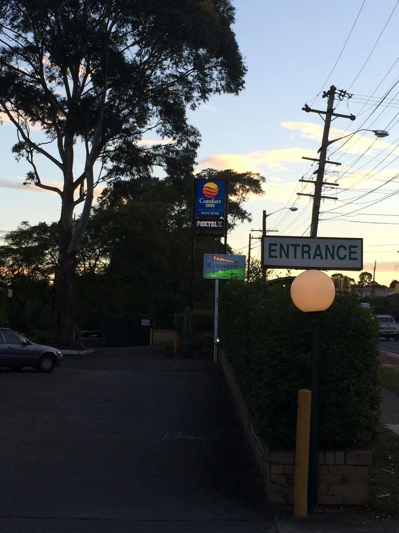The Select Inn Ryde West Ryde Εξωτερικό φωτογραφία